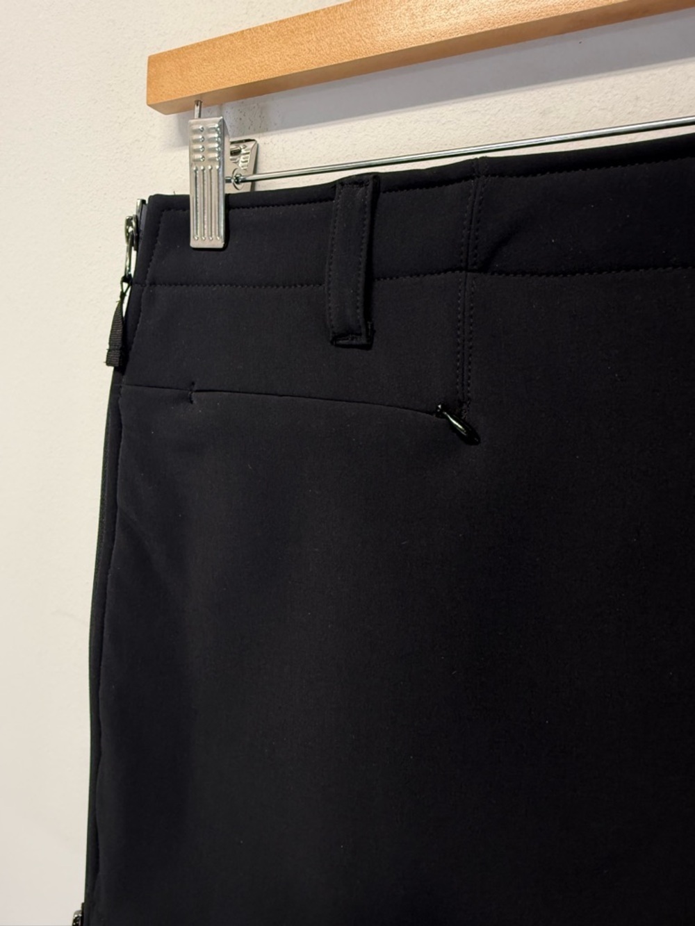 SKHoop Women’s Black Ski Skirt Athletic Size Medium EUC! - Picture 4 of 12